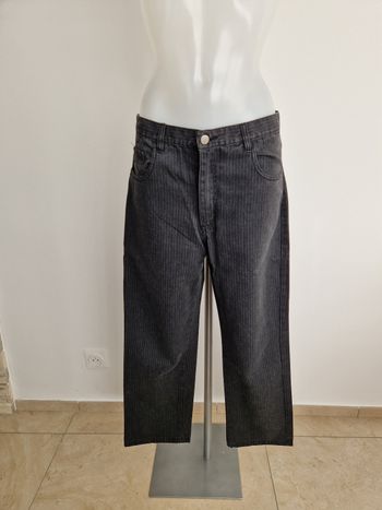 Pantalon homme noir à rayures grises Tissaia