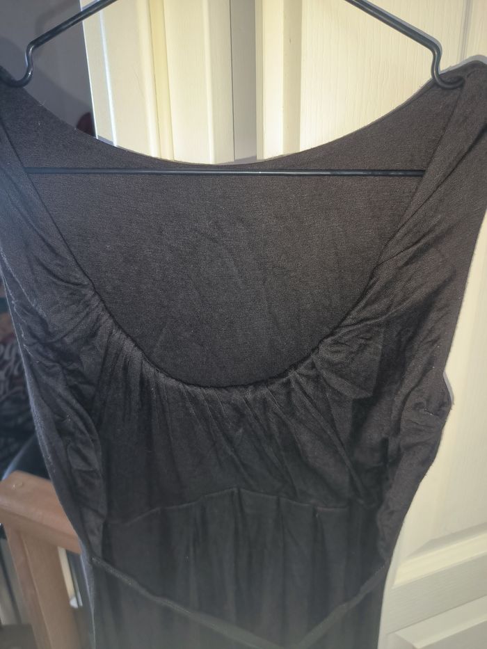 Robe cintrée - photo numéro 2