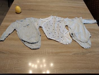 Lot de body bebe