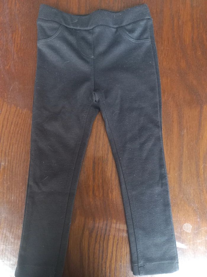 Pantalon/ legging gris foncé Gémo 3ans