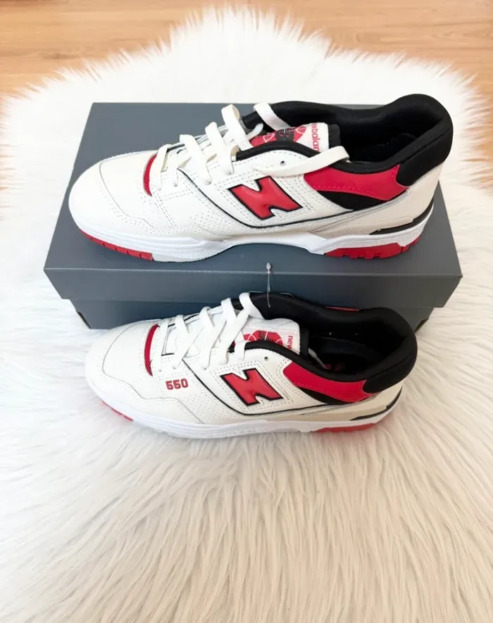 New Balance 550 – Taille 39,5 – blanc/rouge/noir – Neuf avec étiquette - photo numéro 9