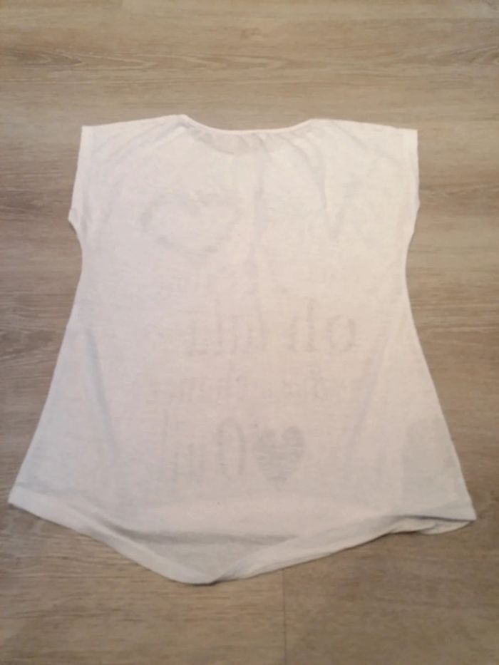 Tee shirt avec motifs - photo numéro 2