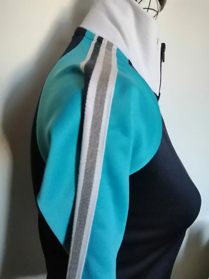 Veste de sport. Taille M - photo numéro 8