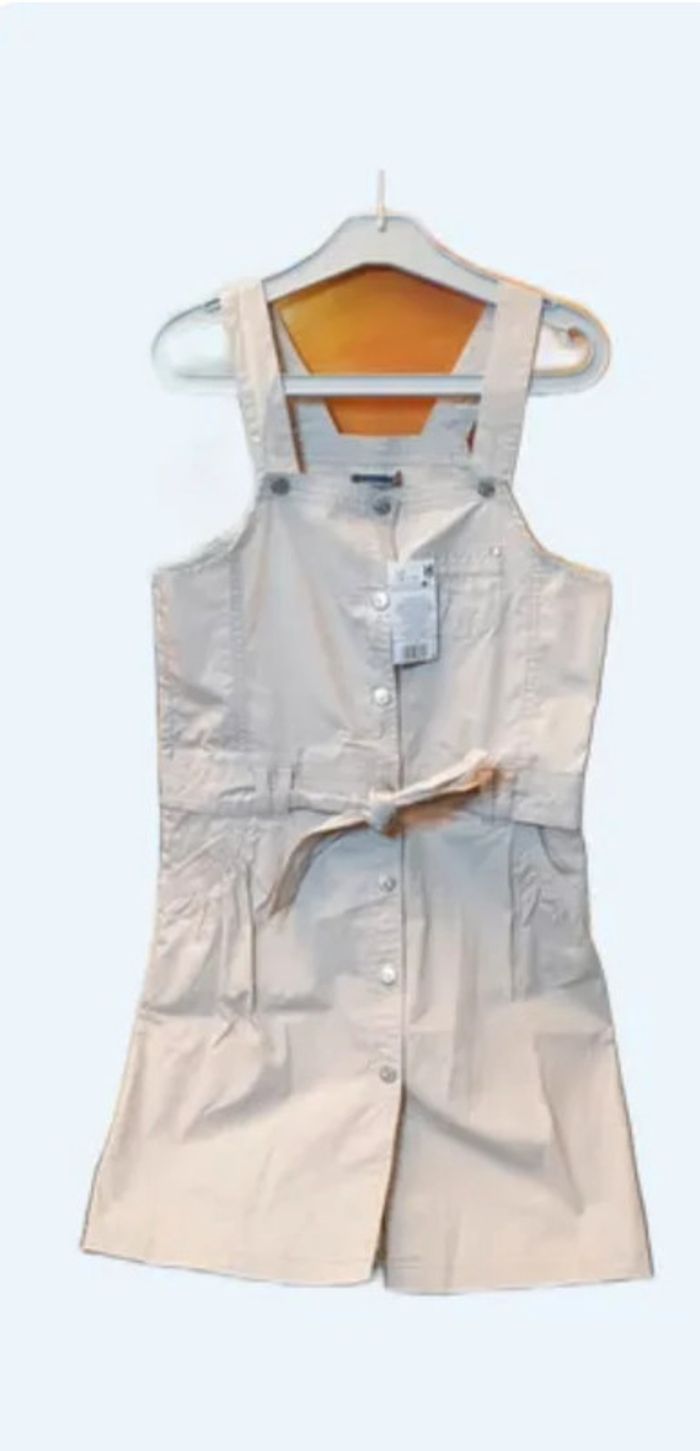 Neuve Tres jolie robe beige Neuve in extenso 12 ans - photo numéro 5