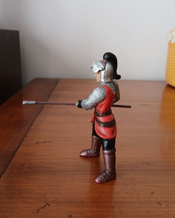 Figurine Chevalier Moyen-âge *8 cm *marque Simba. - photo numéro 2