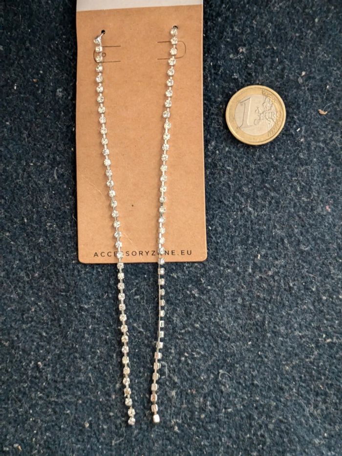 Boucles d'oreilles a strass - photo numéro 2