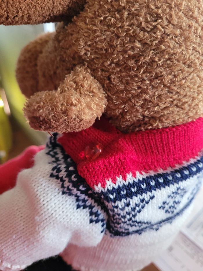 Grand Renne en Peluche Elgar 55cm pull tricot habillé acheté en Norvège - photo numéro 4