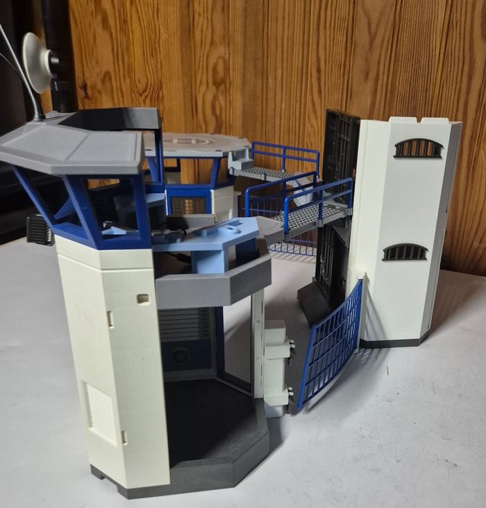 Playmobil 6919 commissariat de police avec prison city action - photo numéro 5