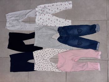 Lot pantalon fille 24 mois 
