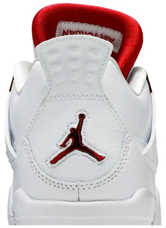 magnifique paire de Air Jordan 4 Retro Mettalic Red en taille 39 - photo numéro 3