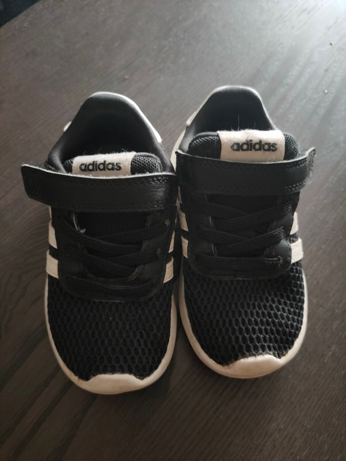 Chaussures Adidas