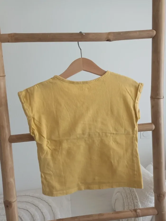 T-shirt jaune 5 ans - photo numéro 4
