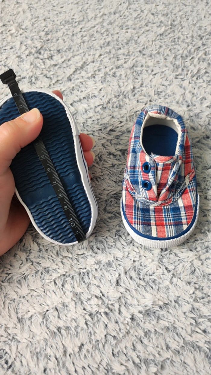 Lot Chaussures 6/9 mois - photo numéro 7