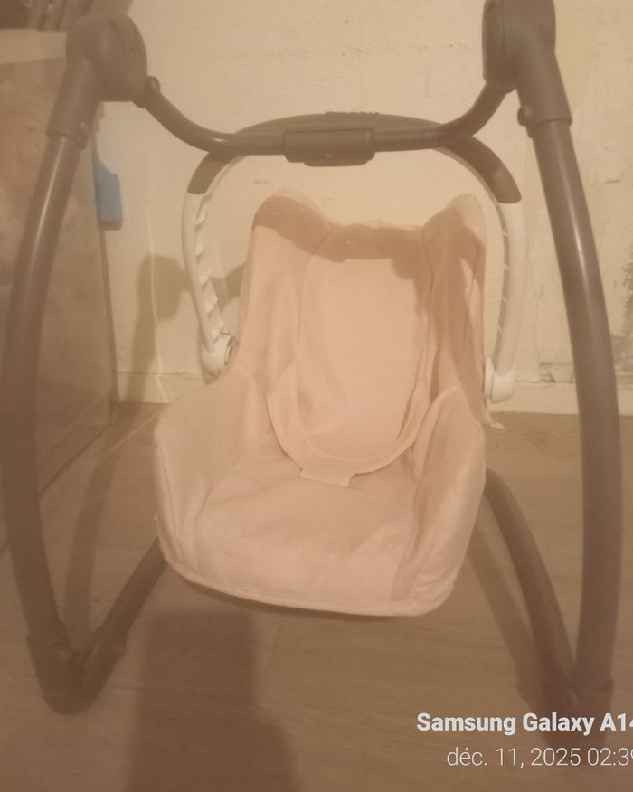 Chaise haute/ balancelle smoby - photo numéro 2