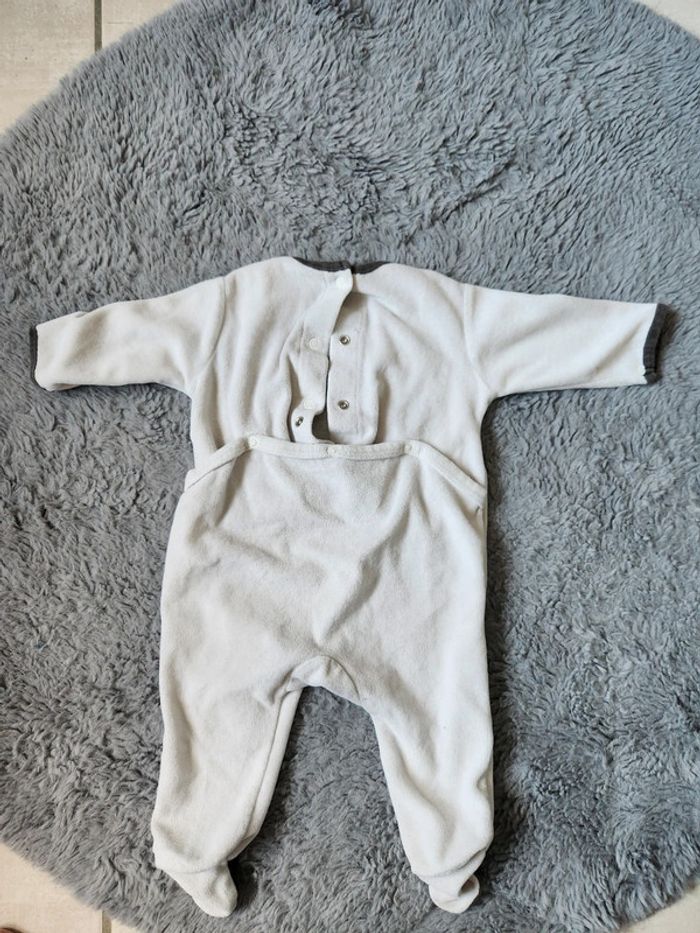 Pyjama Mickey velours 6 mois - photo numéro 2