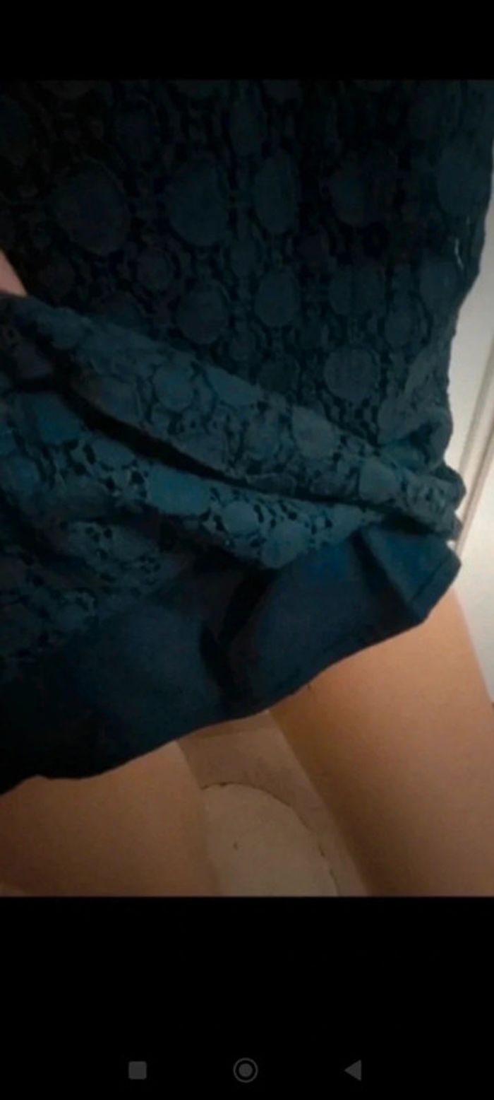 Jolie robe en dentelle - photo numéro 6