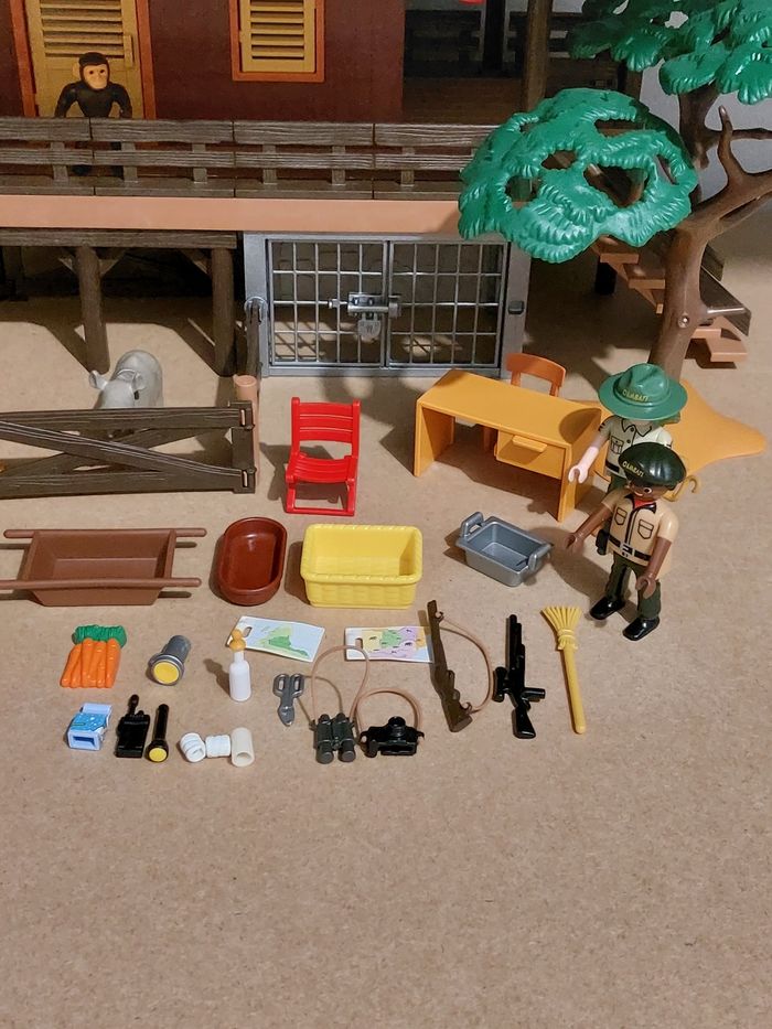 Maison safari, centre de soins playmobil - photo numéro 2