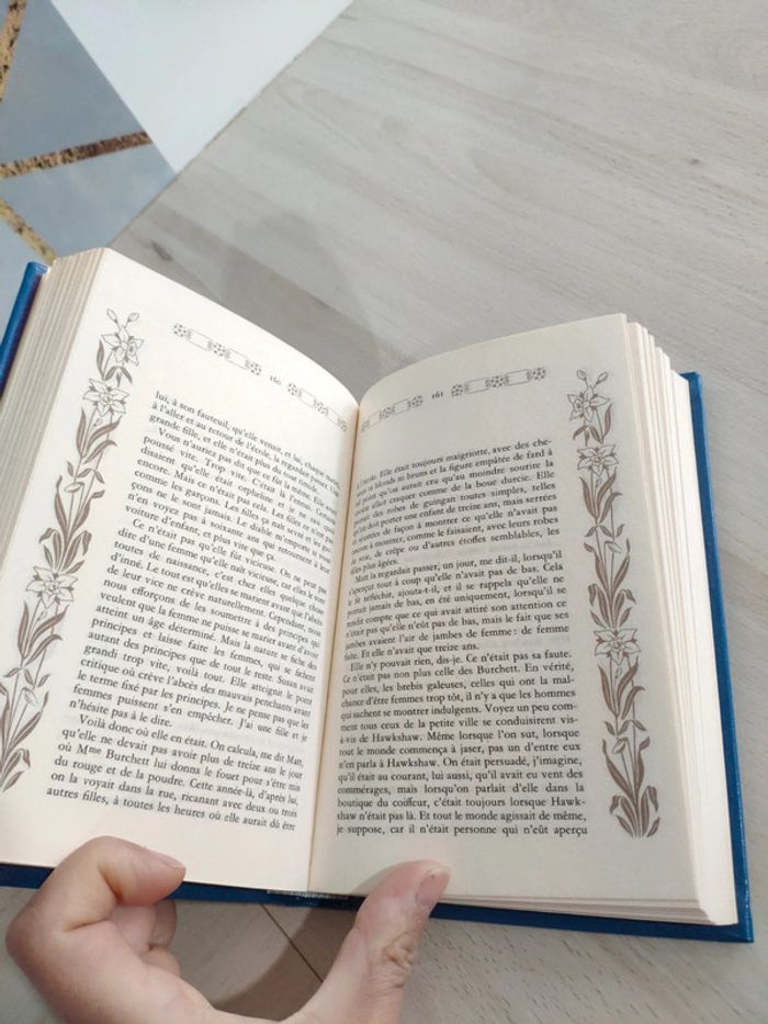 Collection 20 tomes les plus beaux contes et nouvelles éditions Cremille très bel état général - photo numéro 13