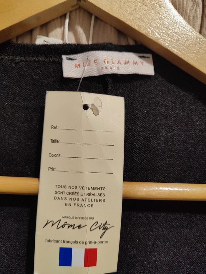 Gilet et pantalon 13/14 ans - photo numéro 3