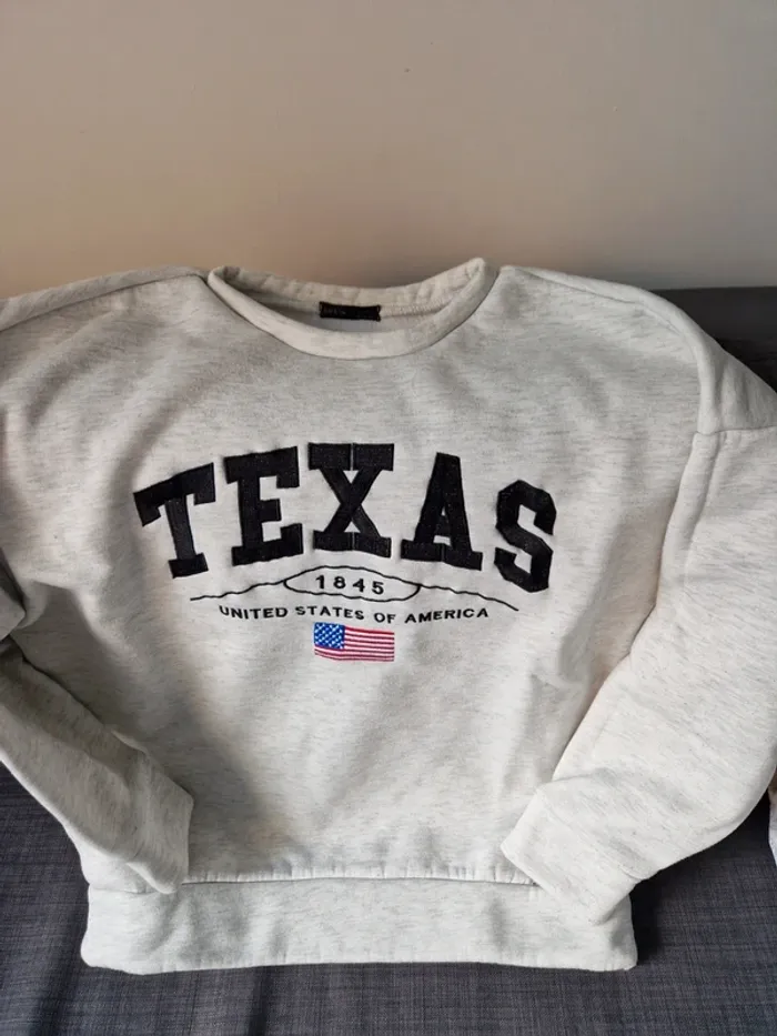 Sweat-shirt polaire gris à broderie drapeau américain taille M