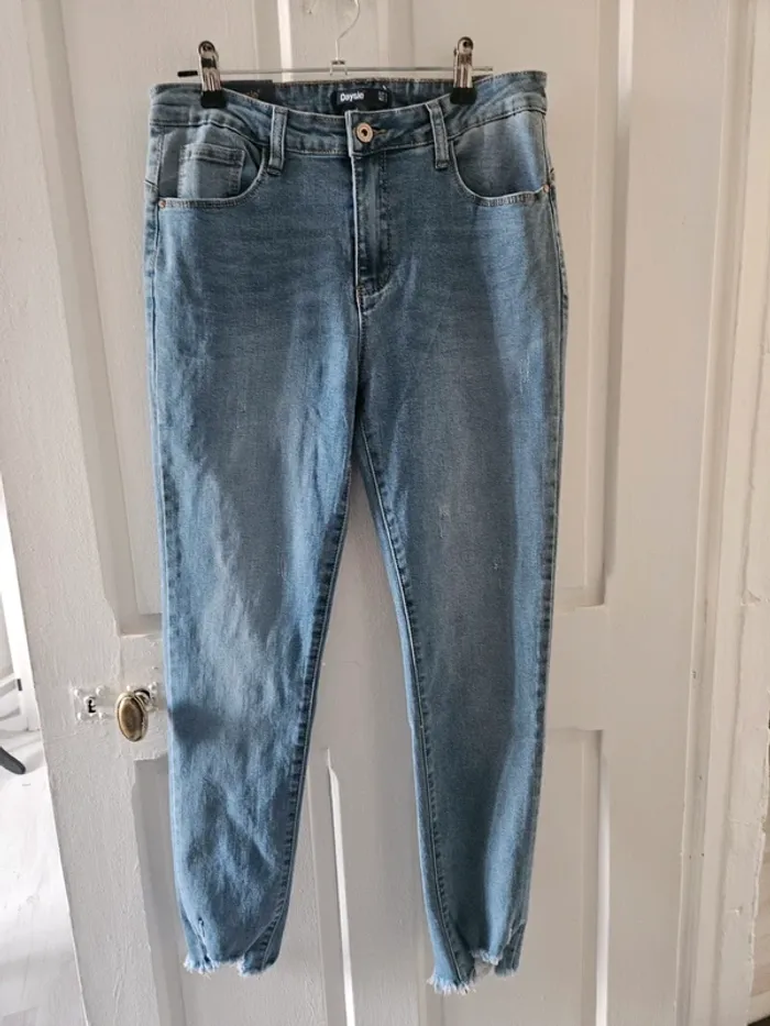Jean push up T.42 - photo numéro 3