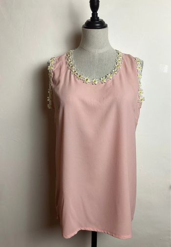 Blouse rose pâle avec pâquerettes 38