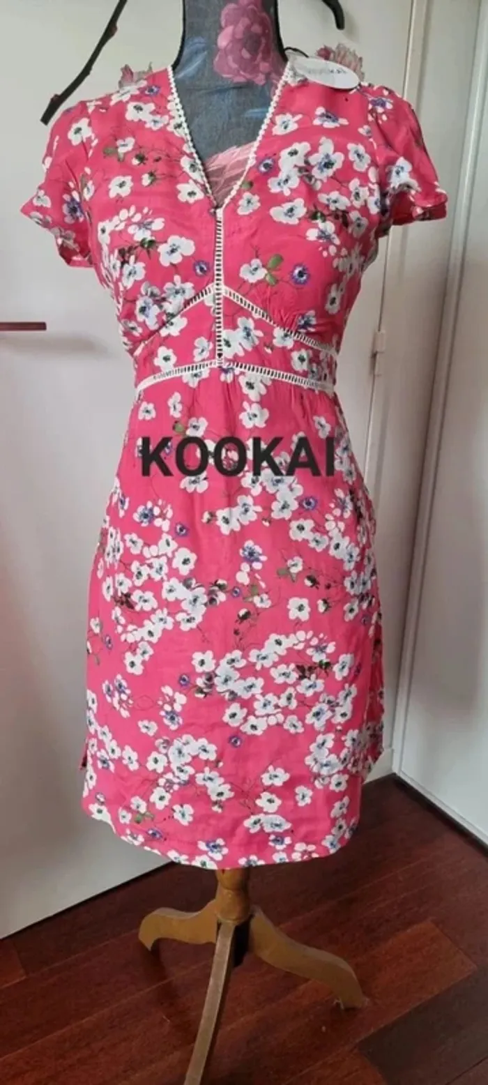 Robe fleurie Kookai Neuve
