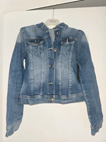Veste en jean cintrée