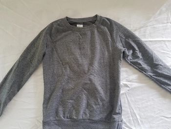 Sweat gris taille S Decathlon