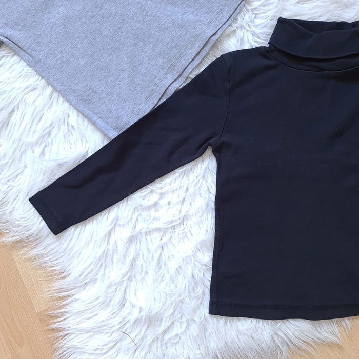 Lot de 2 tee-shirt col roulé taille 5 ans - photo numéro 4