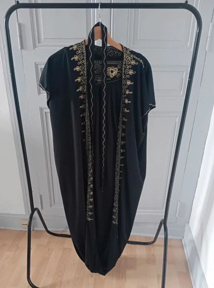 Tenue tunisienne - Noir et Or