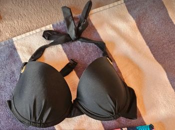 Beau haut maillot de bain 2 pièces léger push up 90B