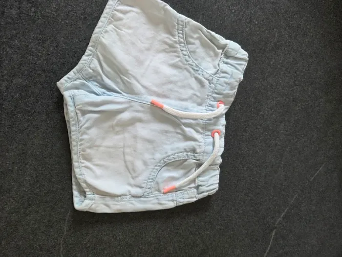 Petit short