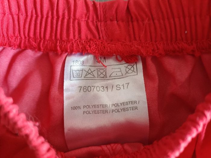 Short bermuda rouge léger 3 mois - photo numéro 2