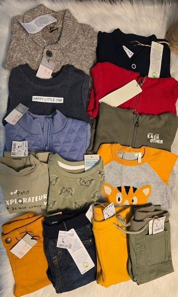 NEUFS🏷🥰💙: superbe  lot 6 mois garçon 🥰😍🥰💙💙💙
