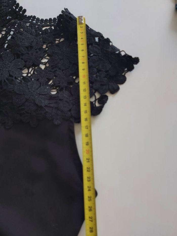 Top FLOERNS noir dentelle - photo numéro 4