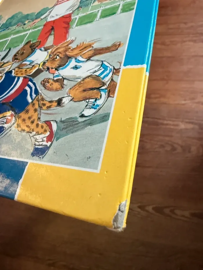 Ouvrage rare de collection - Livre Caroline au Stade Pierre Probst Hachette - photo numéro 8