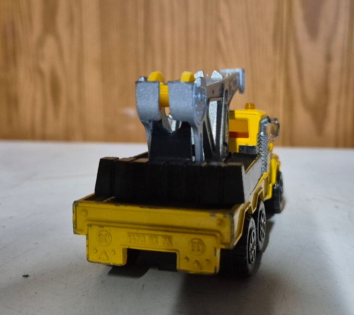 Camion miniature majorette extractor jaune 1/60 Ford louisville - photo numéro 4