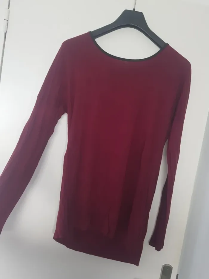Haut Bordeaux Femme Taille M