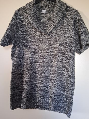 Pull lainage manche courte noir et gris " t- 40"