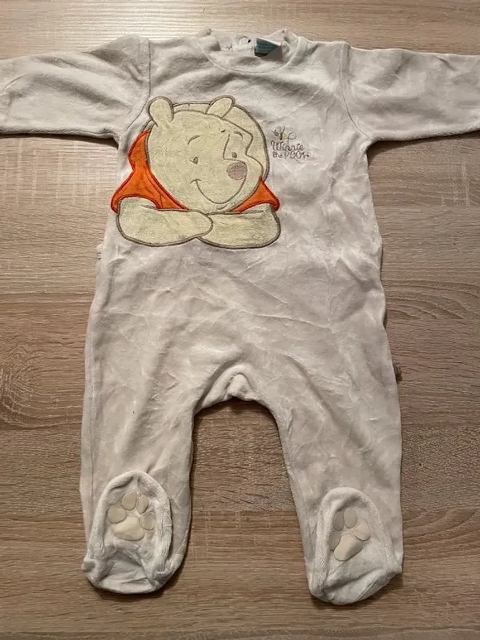 Lot de Pyjama velours DISNEY 6 mois - photo numéro 6
