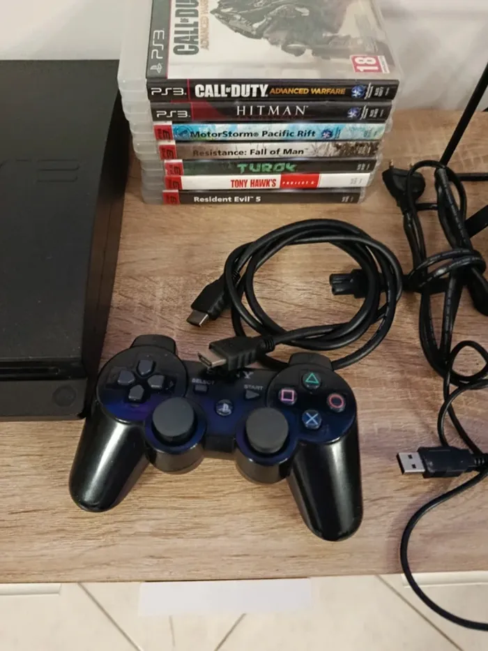 Ps3 avec manette et 7 jeux - photo numéro 4