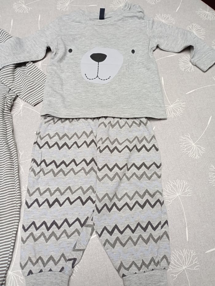 Lot 2 pyjamas - photo numéro 3