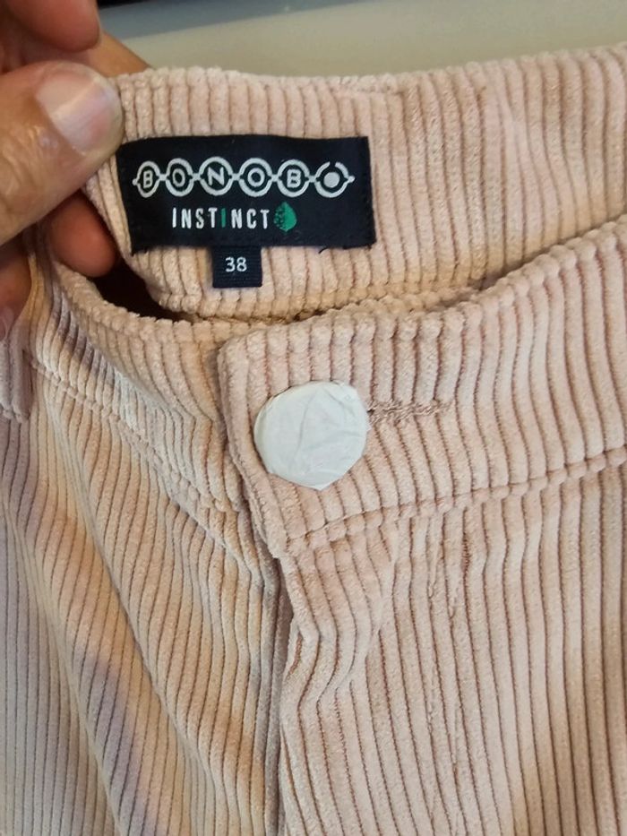 Pantalon velours côtelé Bonobo Taille 38 - photo numéro 2
