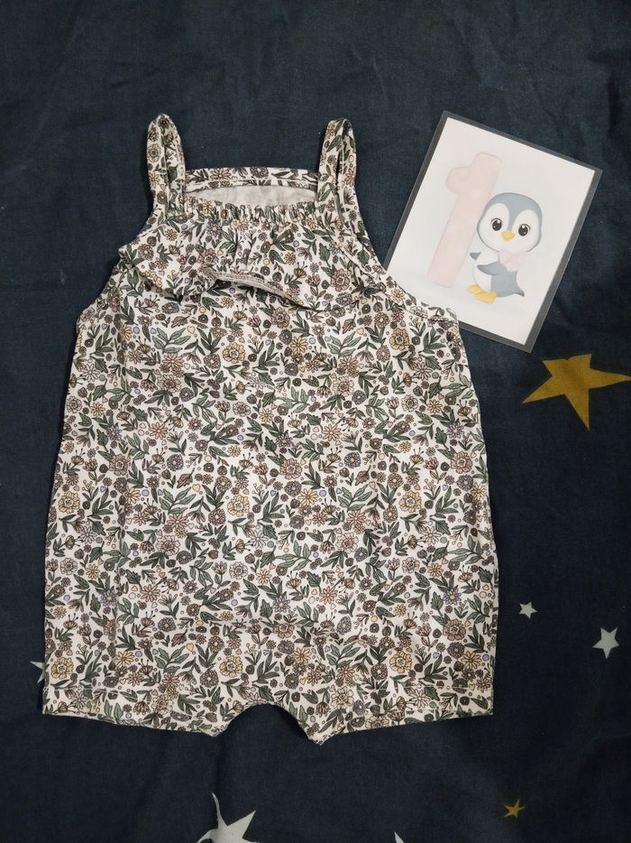 Barboteuse fleurie _ 1 mois