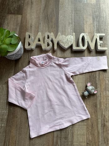 - Haut ML Disney     - 9 mois  - Très bon état   