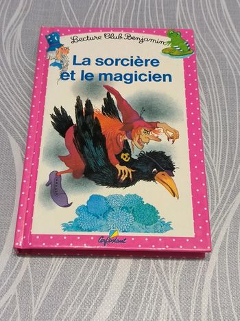 Livre lecture club benjamin la sorcière et le magicien