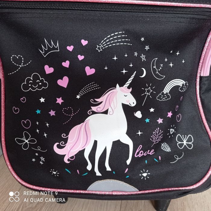 Cartable noir licorne à roulettes - photo numéro 2