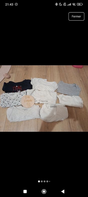 Lot de 8 bodys 9 mois 
