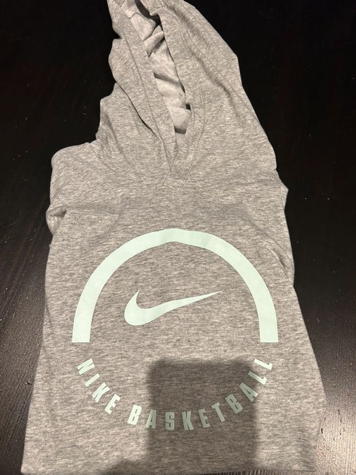 Nike tee shirt gris MC capuche S